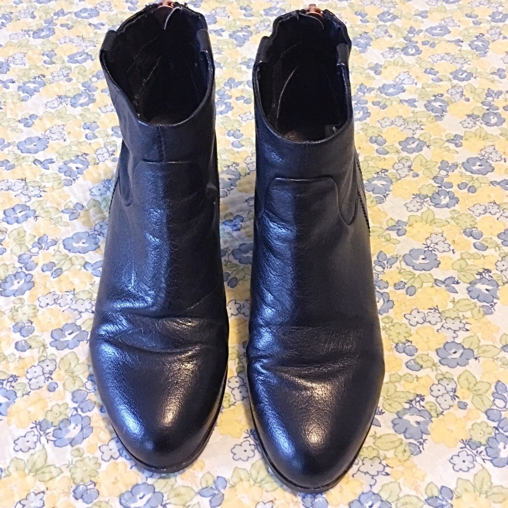Sam Edelman Black Leather Booties